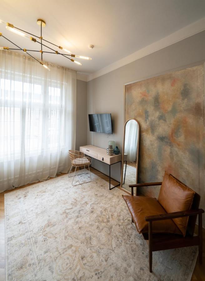 Nest Hotel Győr Eksteriør billede