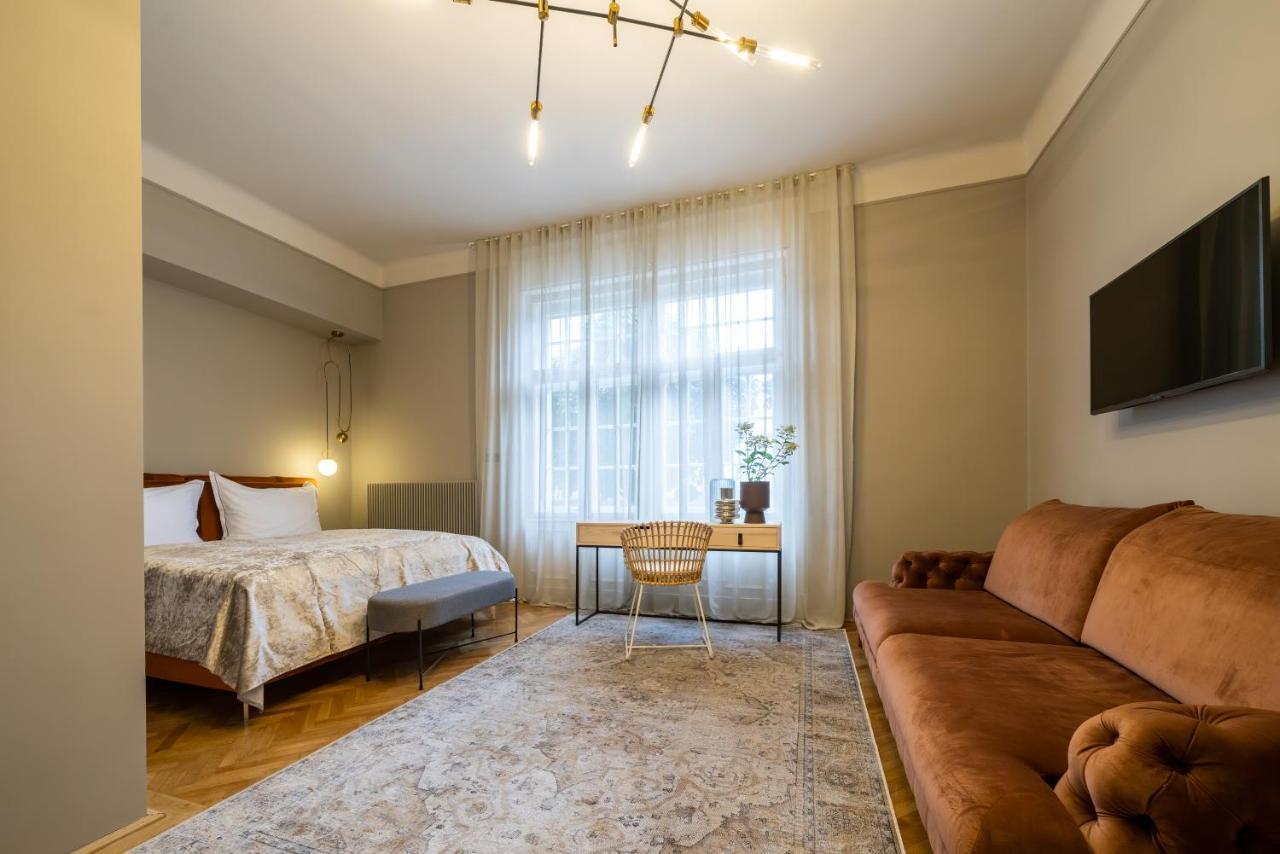 Nest Hotel Győr Eksteriør billede