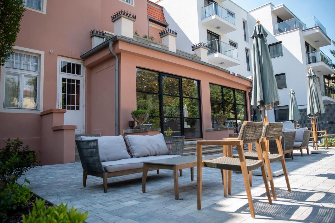 Nest Hotel Győr Eksteriør billede