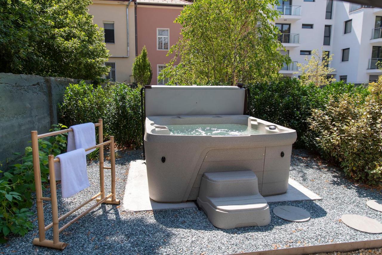 Nest Hotel Győr Eksteriør billede